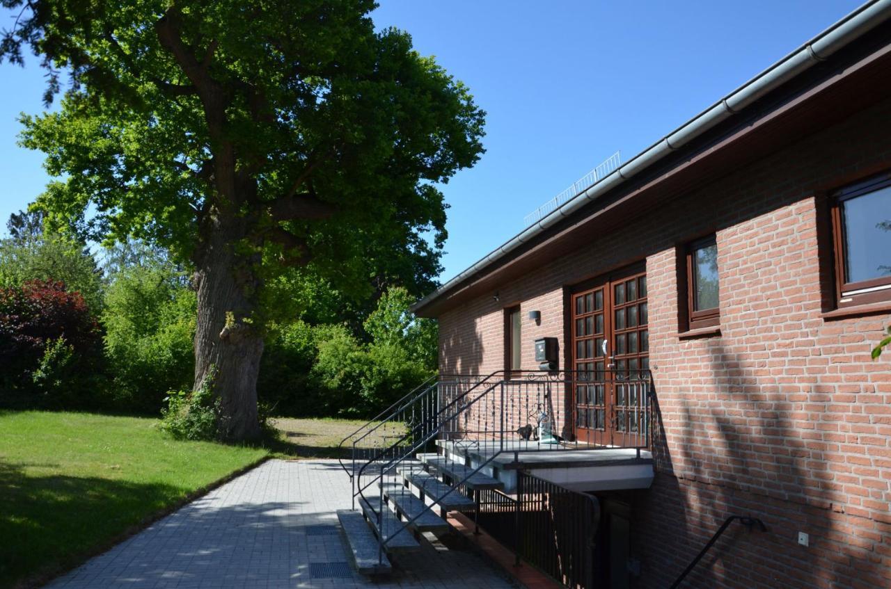 Ferienwohnung Am See オイティン エクステリア 写真